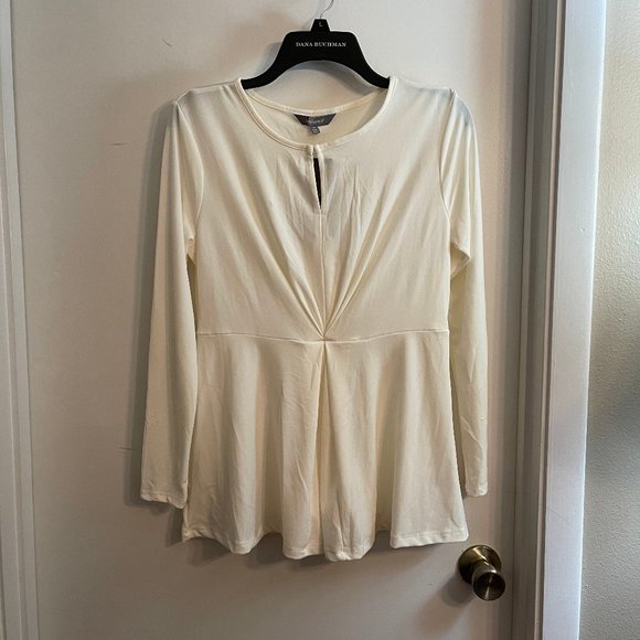 Daisy Fuentes Tops - Daisy Fuentes Keyhole Front Top